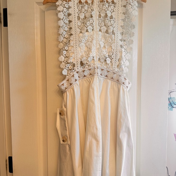 Mini dress - Picture 3 of 4